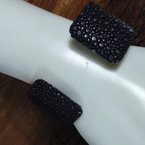 Stingray Leather/Sterling Silver/Gemstone Cuff - Picture 3 of 10